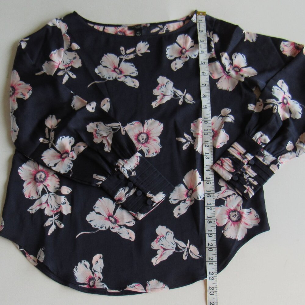 Ann Taylor Women's Boatneck Popover Floral Long Sleeve Top Blouse Size XS Petite - Picture 6 of 8